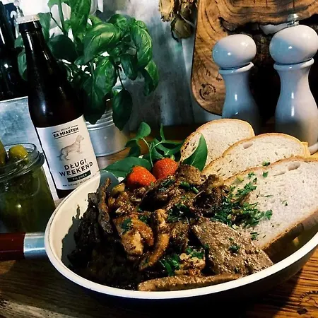 Alojamento de Turismo Selvagem Miedzy Drzewami *