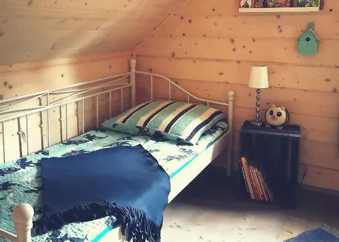 بيت خشبي Miedzy Drzewami